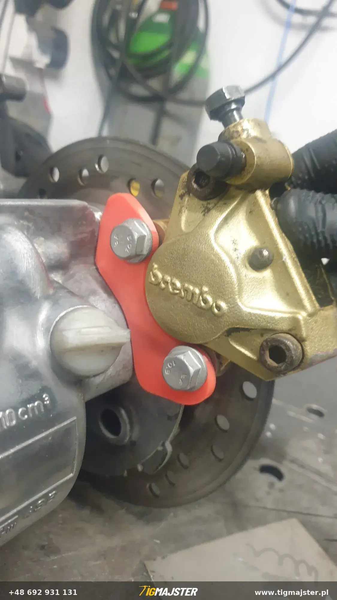 Modyfikacja i naprawa aluminiowego wachacza motocykla — Spawanie aluminium