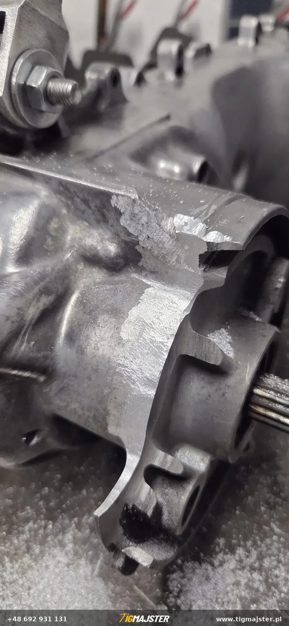 Modyfikacja i naprawa aluminiowego wachacza motocykla — Spawanie aluminium