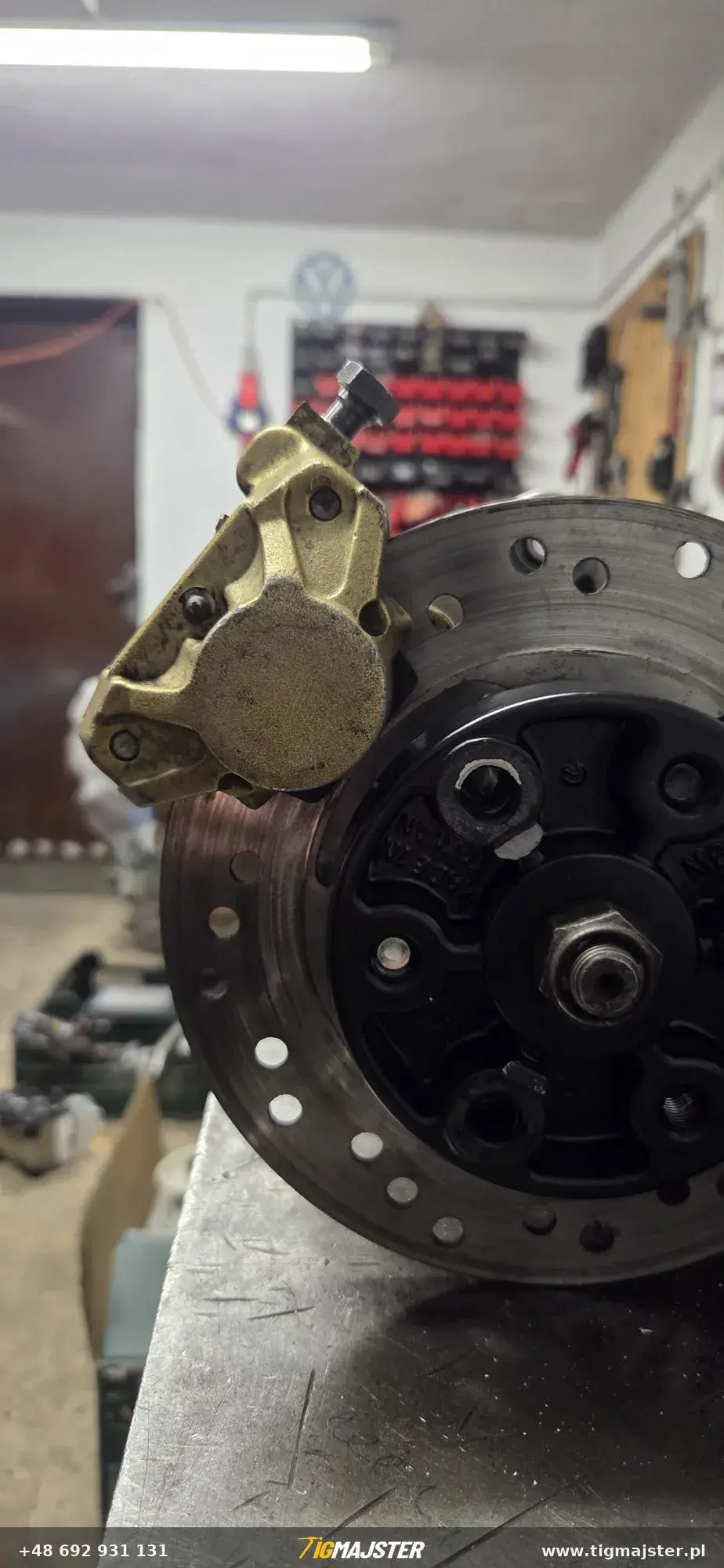 Modyfikacja i naprawa aluminiowego wachacza motocykla — Spawanie aluminium