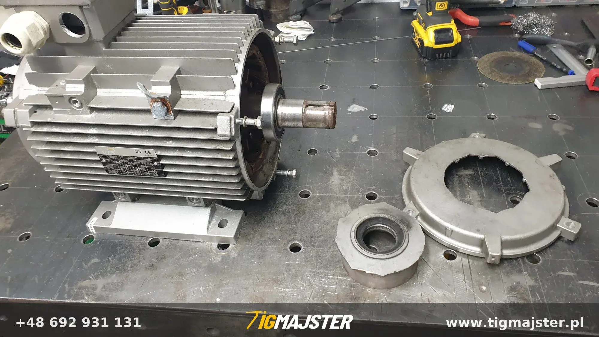 Naprawa obudowy silnika