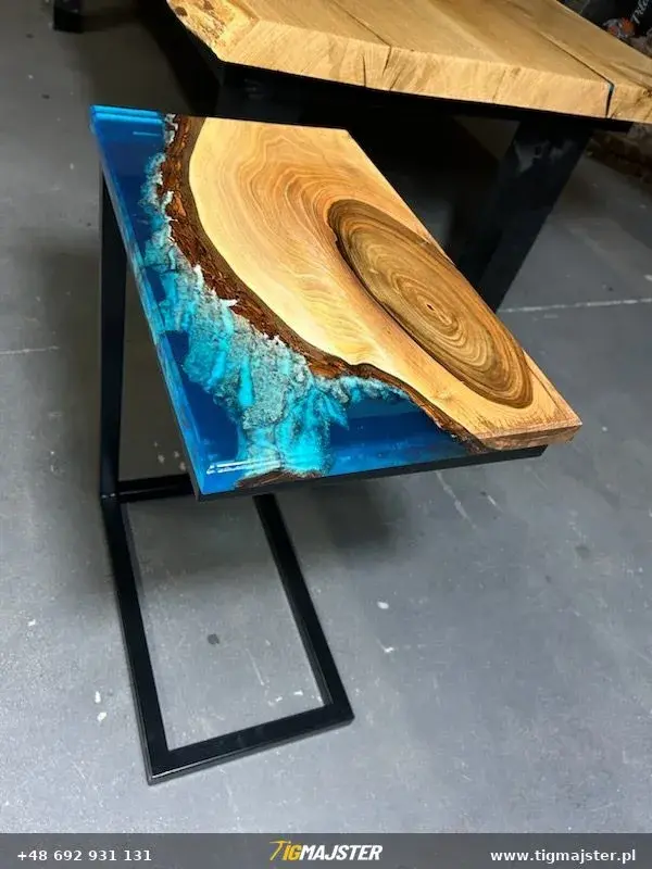 Nogi do blatów z drewna i żywicy