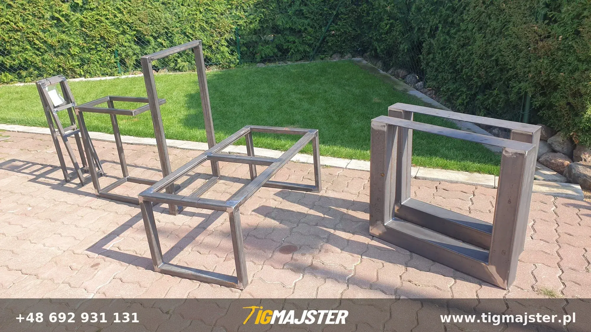 Nogi do blatów z drewna i żywicy — Meble spawane loft