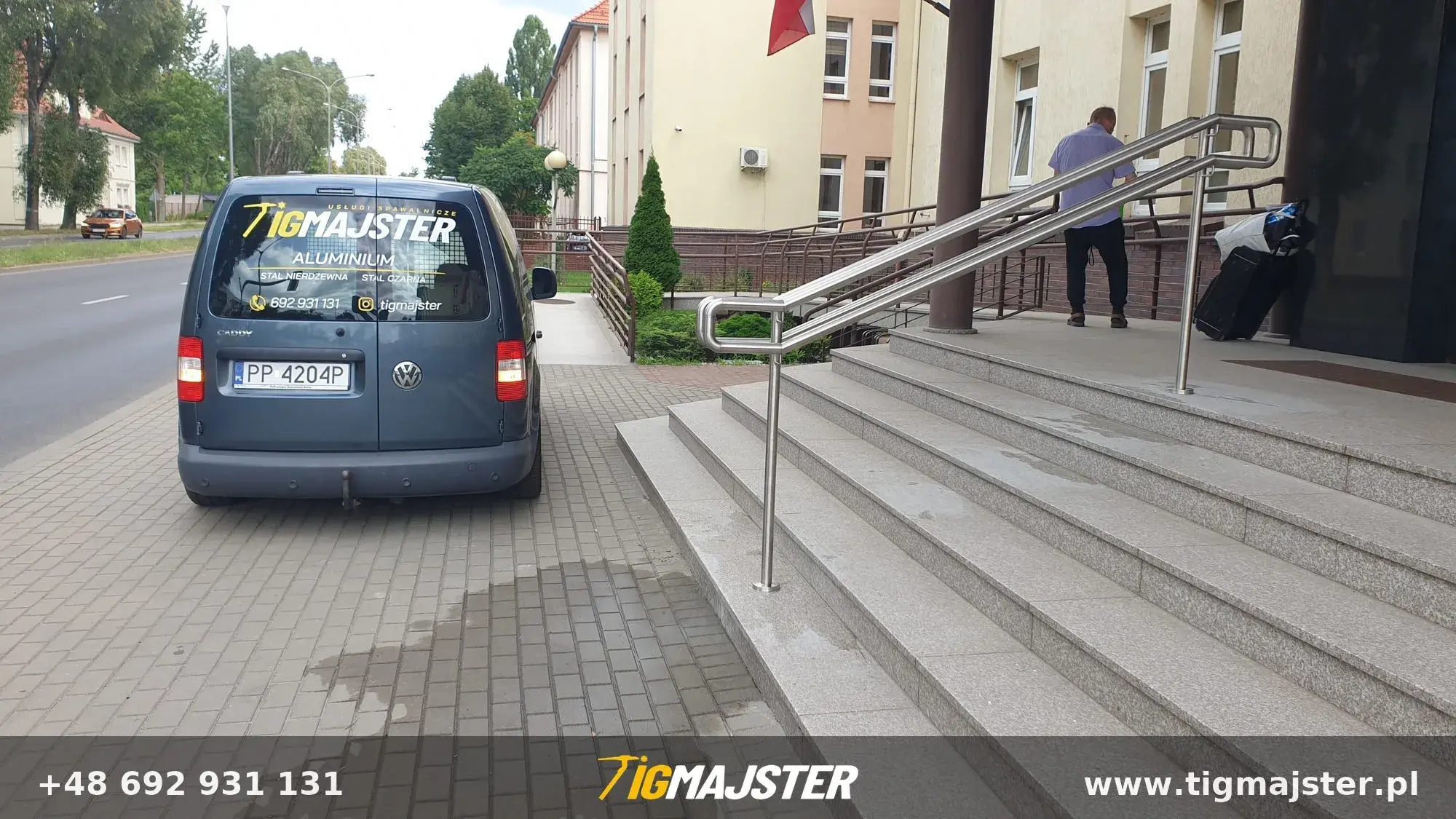 Poręcz schodowa ze stali nierdzewnej — Poręcze i balustrady