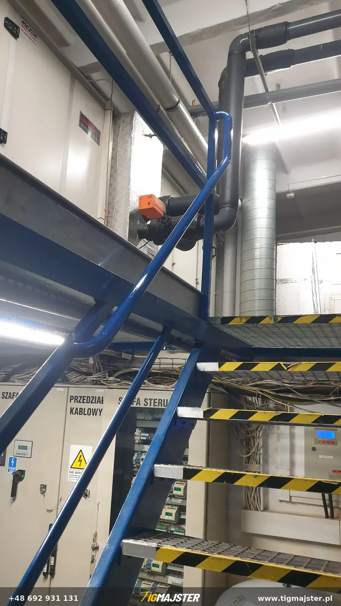 Poręcz schodowa — Poręcze i balustrady